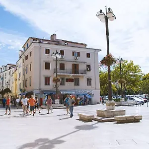 Gostinjska kuća Odeon And Rijeka